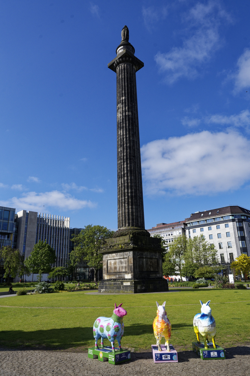 Edinburgh's St. Andrew Square