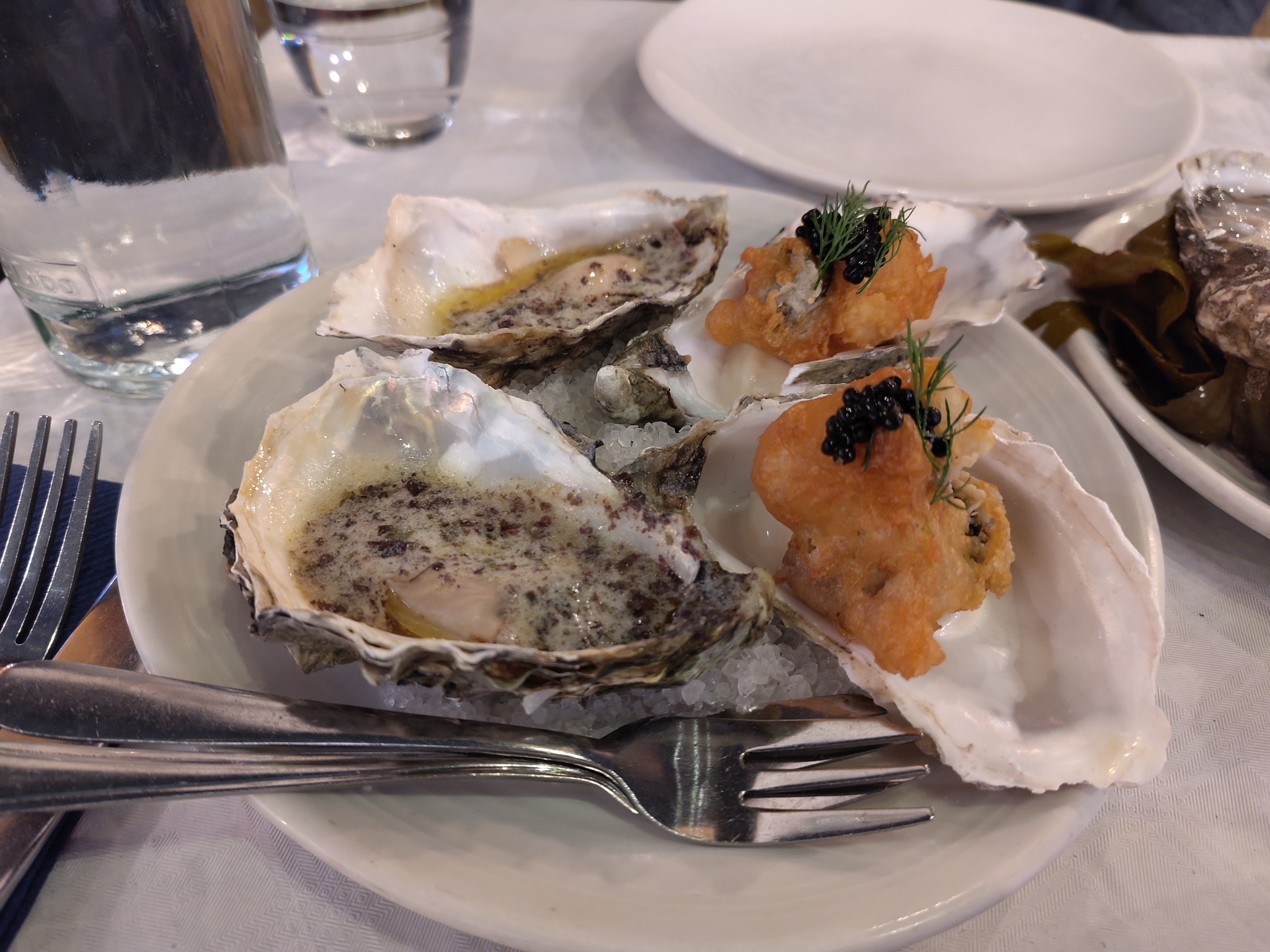 Seaweed and Tempura Cooked Oysters